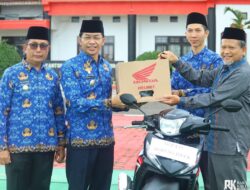 Bupati Mura Sumbang 1 Unit Sepeda Motor Untuk  Doorprize Jalan Sehat