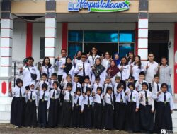 Siswa SD Al Ikhlas Kunjungi Wisata Belajar di Dispursip