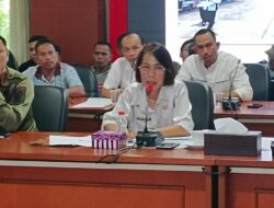 Pemkab Mura Benahi Sejumlah Pedagang Alun-alun Pada Lahan Parkir dan Trotoar