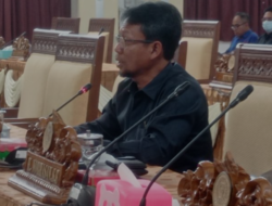 Paripurna Penyampaian LKPJ Pemerintah Daerah 2022, Kepala Daerah Absen Diskors