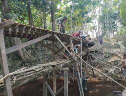 Warga RT 15 Gang Arjuna II di Desa Bahitom Harapkan Pembangunan Jembatan