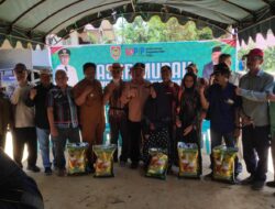 Salurkan 400 Karung Beras Murah Premium, Lurah Muara Tuhup : Terimakasih Pemprov Kalteng