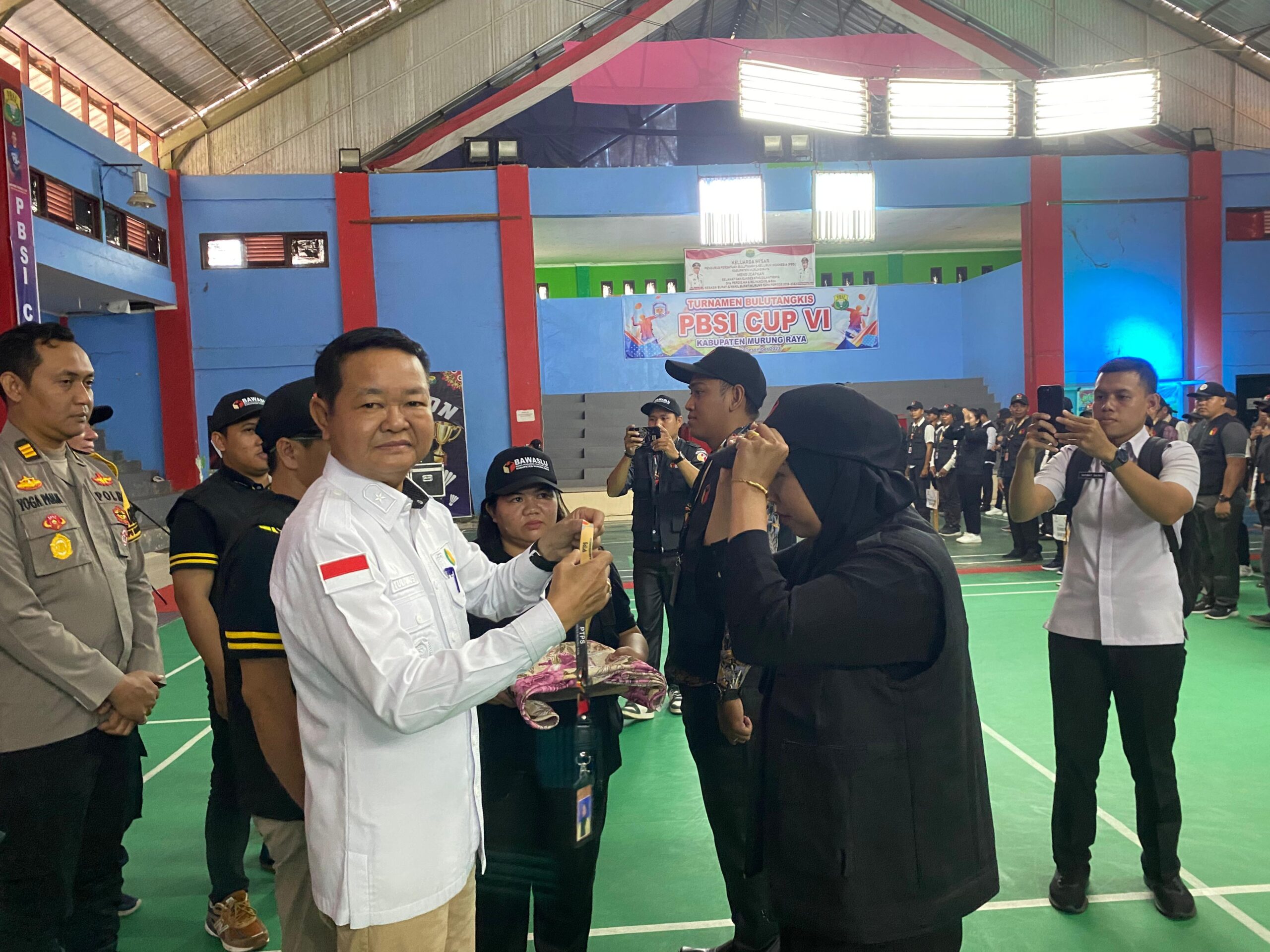 Asisten II Setda Mura Hadiri Apel Siaga Pengawas Pemilu 2024