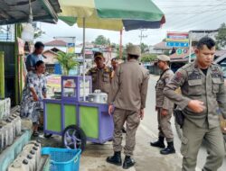 Dianggap Kurangi Nilai Estetika Kota, Satpol PP Mura Tertibkan PKL