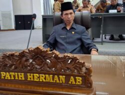 Anggota DPRD Barito Utara Apresiasi Objek Wisata yang Ramai saat Liburan Tahun Baru