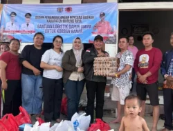DPRD Mura Dan Pemkab Tinjau Dan Salurkan Bantuan Logistik