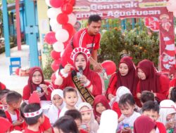 Pokja Bunda PAUD Mura Kunjungi TK ABA 2, Bagi Susu dan Ikut Meriahkan Lomba HUT RI ke-80