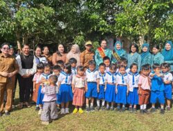 Pokja Bunda PAUD Murung Raya Kunjungi TK Bukit Nyumbung di Desa Konut