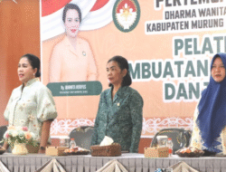 DWP Satpol PP Mura ikuti pelatihan pembuatan empek-empek di Puruk Cahu