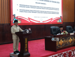 Bupati Heriyus Tanggapi Pandangan Fraksi DPRD Murung Raya