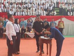 Tekankan Profesional, Bupati Murung Raya Serahkan SK 1.313 PPPK Paruh Waktu