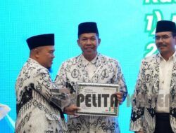 Bunda PAUD Hj Maya Savitri Apresiasi PGRI Kabupaten Barito Utara Toreh Tiga Penghargaan Sekaligus