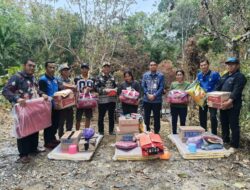 Pemkab Barut Serahkan Bantuan Korban Kebakaran Di Desa Nihan Hilir