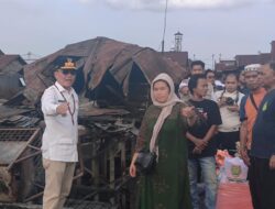 Kunjungi Korban Kebakaran, Gubernur Agustiar Sabran Pastikan Perhatian Pemerintah untuk Warga