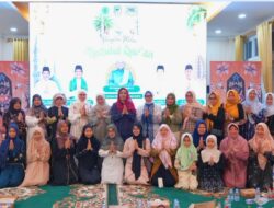 Ketua Komisi I Dan Waket Komisi II DPRD Barut Hadiri Peringatan Malam Nuzulul Qur’an