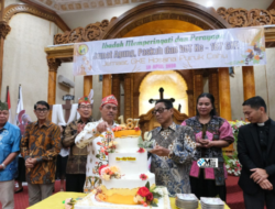 Bupati Mura Hadiri Ibadah Paskah dan HUT GKE