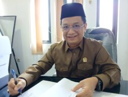 Ketua Komisi II DPRD Barut Sampaikan Pesan Kepada Anggota Paskibraka