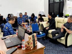 Komisi I DPRD Barito Utara Pastikan Pendistribusian Bantuan Seragam Dan Peralatan Sekolah Berjalan Lancar