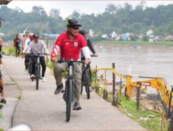 Gowes Pagi, Bupati Barito Utara Bersama Jajaran Pantau Sejumlah Titik Kebersihan Kota