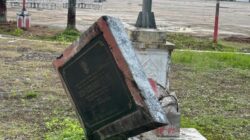 Prasasti Peresmian Alun-Alun Jorih Jerah Rusak, Jadi Sorotan Warga