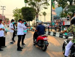 Kabut Asap Selimuti Kota Muara Teweh Dinkes Barut Kembali Bagikan Masker Kepada Masyarakat