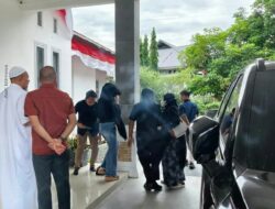 Ketua Dewan Dipergok Istri Simpan Perempuan di Rumah Dinas